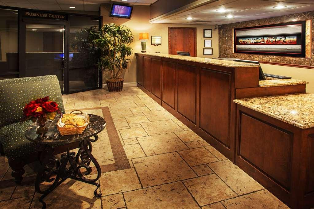 Northwest Inn Woodward Интериор снимка
